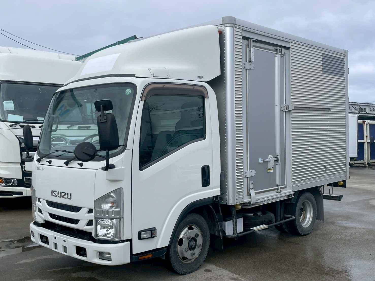 中古車販売