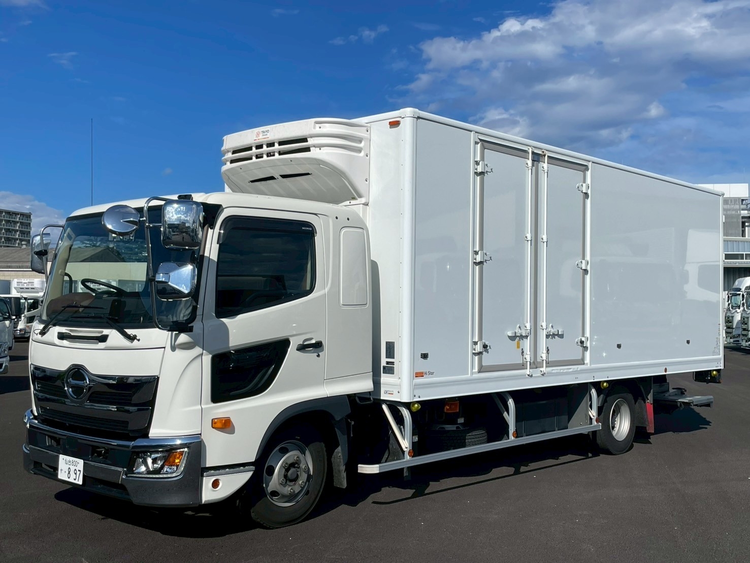 中古車販売