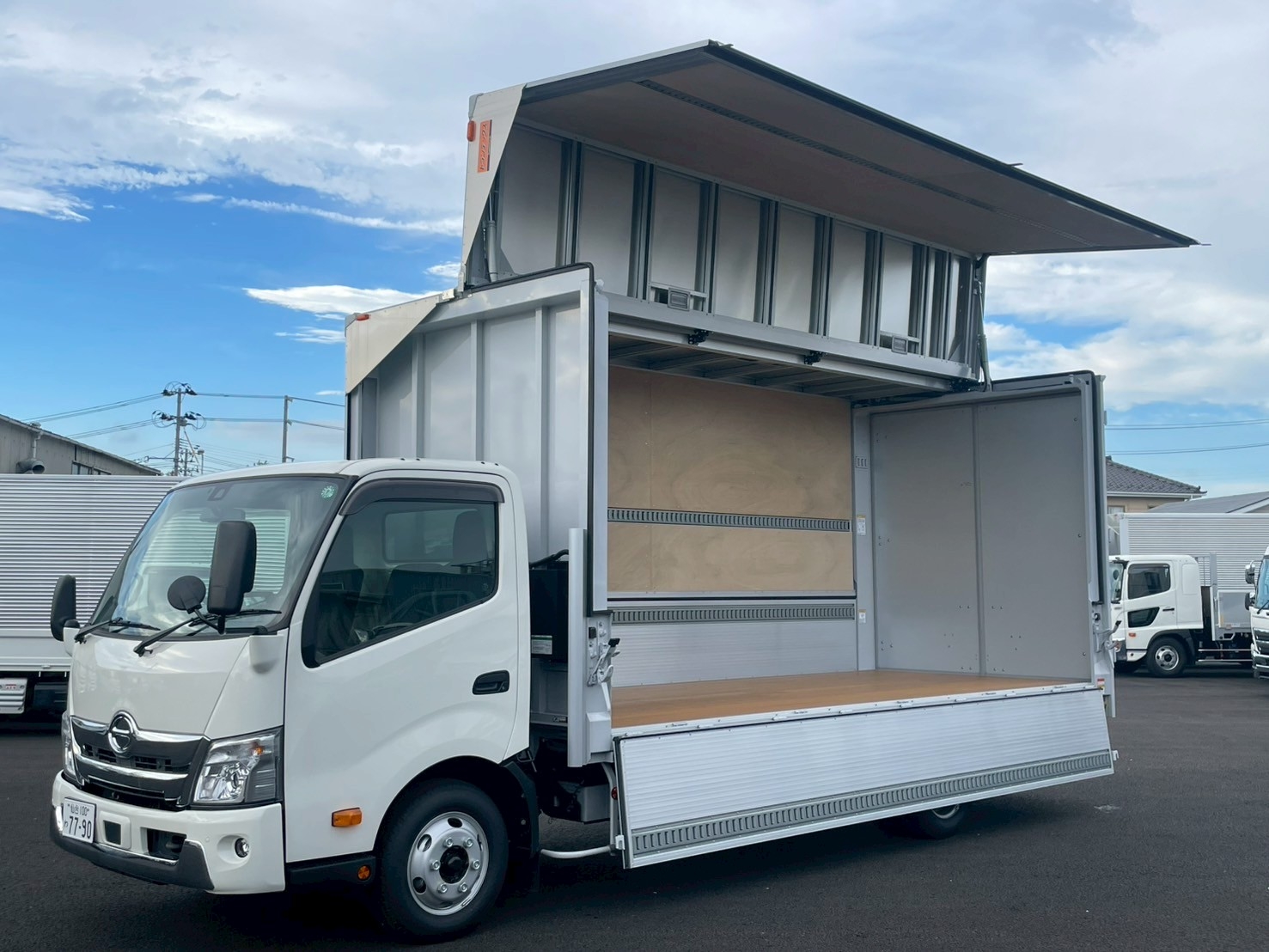 中古車販売